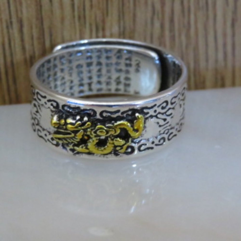 Silver & Gold Alloy Flying DRAGON Ring Size 9 (K265)